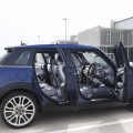 пятидверный хэтчбек от MINI 13