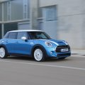пятидверный хэтчбек от MINI 8