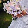 букет от мужчины в день свадьбы, неожиданный сюрприз любимой 17