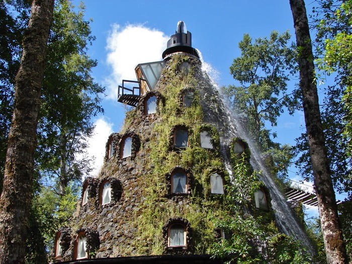 Magic Mountain - удивительный отель в лесу