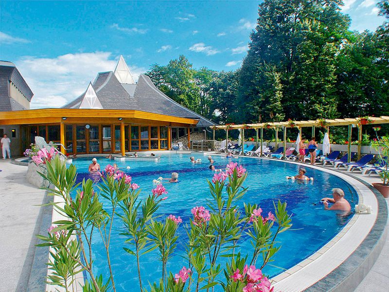 Лучшие гостиницы мира - отель Danubius Health Spa Resort Heviz