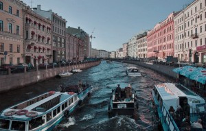 Катание на теплоходах в Санкт-Петербурге